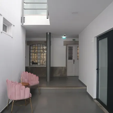 Casa D'almeida By Stories Aparthotel