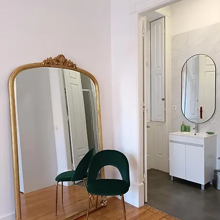 Casa D'almeida By Stories