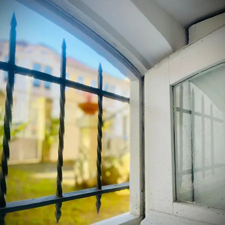 Casa D'almeida By Stories