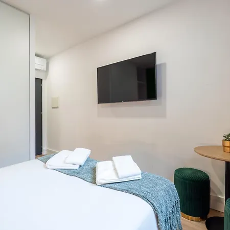 Casa D'almeida By Stories Aparthotel *