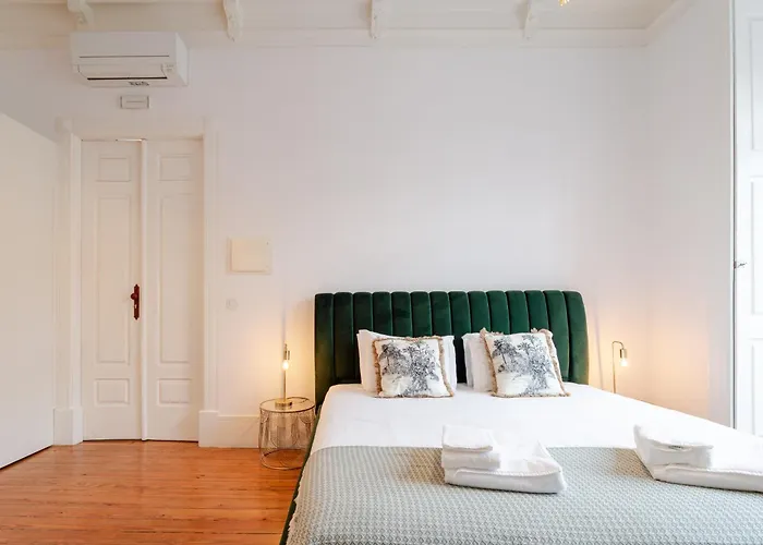 Casa D'almeida By Stories