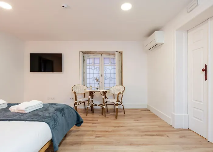 Casa D'almeida By Stories 3* Oporto