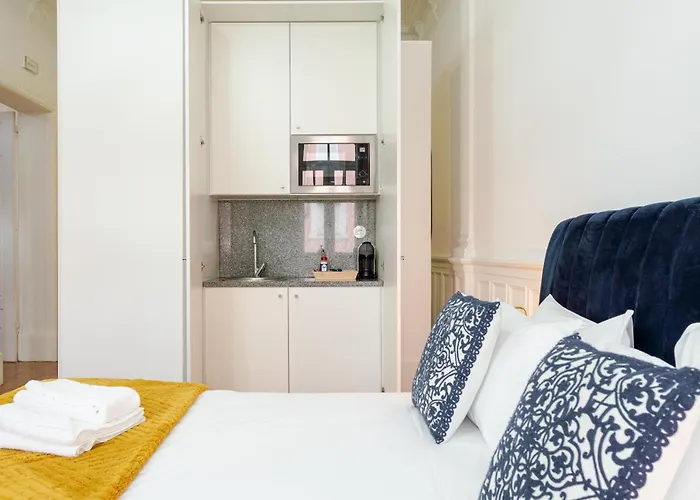 Apartahotel Casa D'almeida By Stories 3*