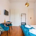 Casa D'almeida By Stories Aparthotel