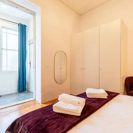 Casa D'almeida By Stories