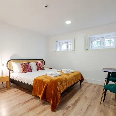 Casa D'almeida By Stories 3*