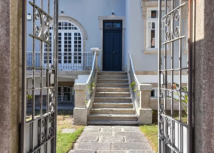 Casa D'almeida By Stories