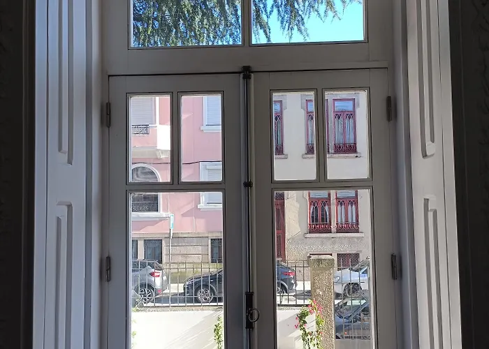 Casa D'almeida By Stories