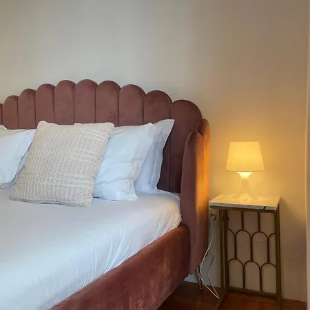 Casa D'almeida By Stories