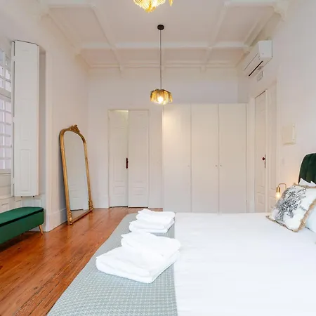 Apartmanhotel Casa D'almeida By Stories *